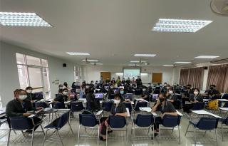 8. กิจกรรมการพัฒนาทักษะการทำวิจัยโดยใช้ชุมชนเป็นฐานและการพัฒนาชุมชน  ของนักศึกษาโครงการครูรัก(ษ์)ถิ่น (ฝึกอบรม)