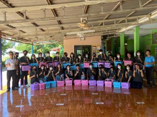 12. กิจกรรมการพัฒนาทักษะวิชาชีพครูในพื้นที่ห่างไกล (ช่างตัดผม) และการลงพื้นที่ฝึกตัดผมในโรงเรียนพื้นที่บริการของมหาวิทยาลัย