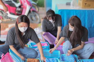 26. กิจกรรมการพัฒนาทักษะวิชาชีพครูในพื้นที่ห่างไกล (ช่างตัดผม) และการลงพื้นที่ฝึกตัดผมในโรงเรียนพื้นที่บริการของมหาวิทยาลัย