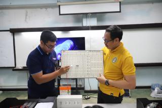 42. การอบรมเชิงปฏิบัติการ "ช่างไฟฟ้าเบื้องต้นสำหรับครูในโรงเรียนพื้นที่ห่างไกล และการบูรณาการเรียนการสอนสาระการเรียนรู้วิทยาศาสตร์”  วันที่ 27 มีนาคม 2566