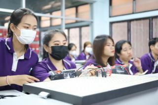 46. การอบรมเชิงปฏิบัติการ "ช่างไฟฟ้าเบื้องต้นสำหรับครูในโรงเรียนพื้นที่ห่างไกล และการบูรณาการเรียนการสอนสาระการเรียนรู้วิทยาศาสตร์”  วันที่ 27 มีนาคม 2566