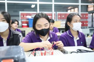 48. การอบรมเชิงปฏิบัติการ "ช่างไฟฟ้าเบื้องต้นสำหรับครูในโรงเรียนพื้นที่ห่างไกล และการบูรณาการเรียนการสอนสาระการเรียนรู้วิทยาศาสตร์”  วันที่ 27 มีนาคม 2566