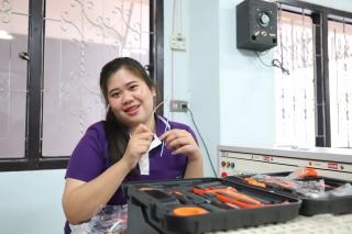 106. การอบรมเชิงปฏิบัติการ "ช่างไฟฟ้าเบื้องต้นสำหรับครูในโรงเรียนพื้นที่ห่างไกล และการบูรณาการเรียนการสอนสาระการเรียนรู้วิทยาศาสตร์”  วันที่ 27 มีนาคม 2566