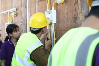 199. การอบรมเชิงปฏิบัติการ "ช่างไฟฟ้าเบื้องต้นสำหรับครูในโรงเรียนพื้นที่ห่างไกล และการบูรณาการเรียนการสอนสาระการเรียนรู้วิทยาศาสตร์”  วันที่ 27 มีนาคม 2566