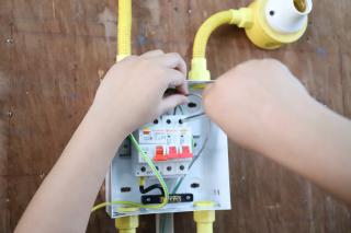 243. การอบรมเชิงปฏิบัติการ "ช่างไฟฟ้าเบื้องต้นสำหรับครูในโรงเรียนพื้นที่ห่างไกล และการบูรณาการเรียนการสอนสาระการเรียนรู้วิทยาศาสตร์”  วันที่ 27 มีนาคม 2566