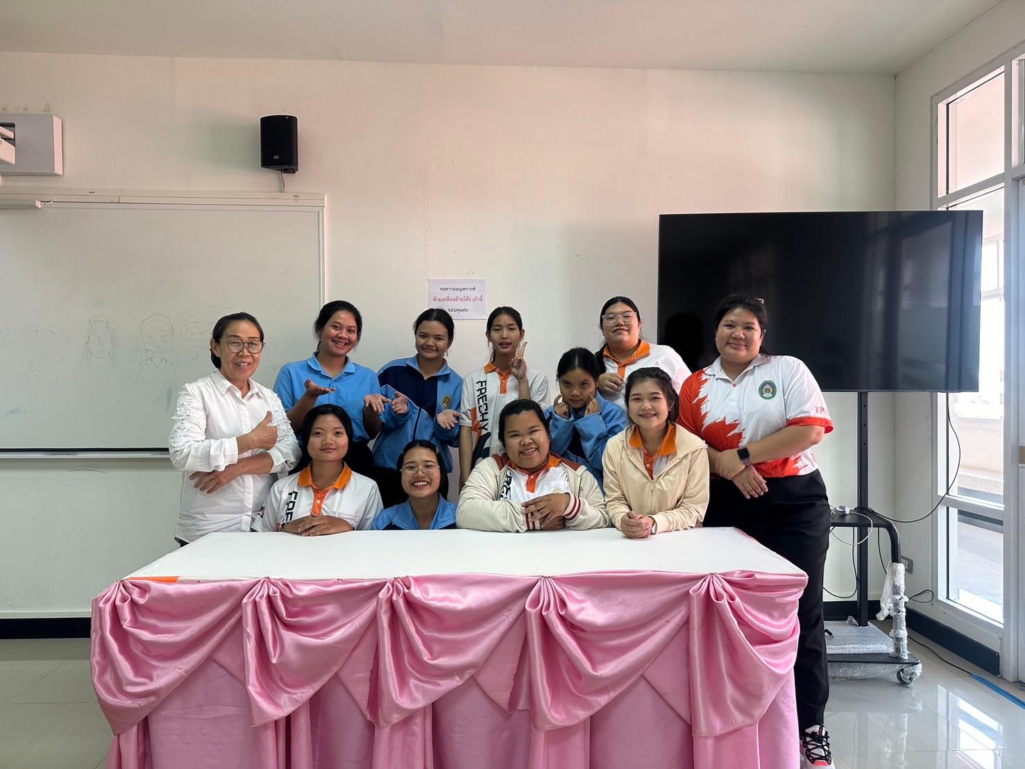 2. 22 ก.พ. 2568 | การจับจีบผ้า ป๊ 2 รหัส 66