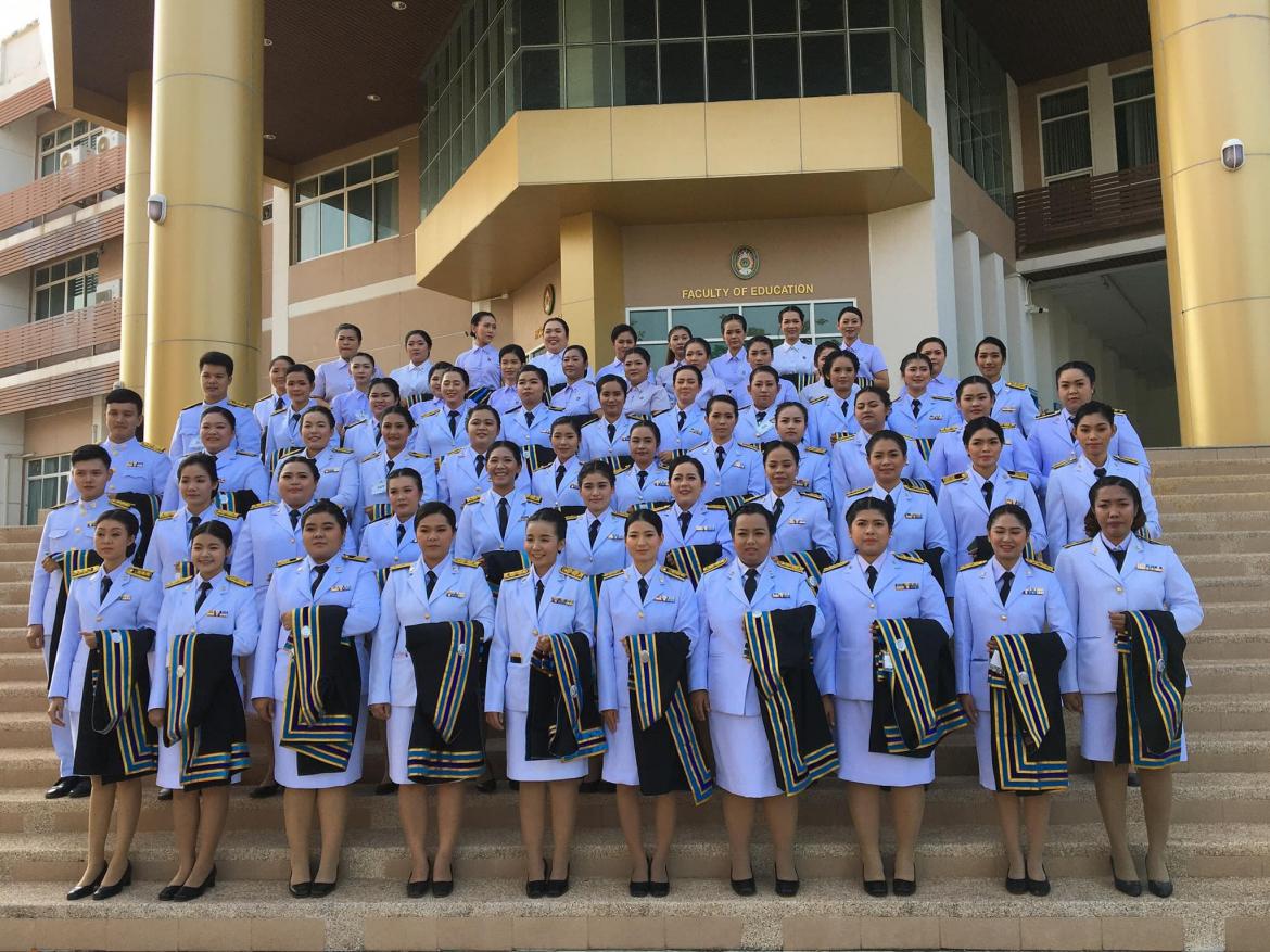 จากรุ่นน้องถึงรุ่นพี่.. ดอกสักทองช่อที่ 1 | การประถมศึกษา